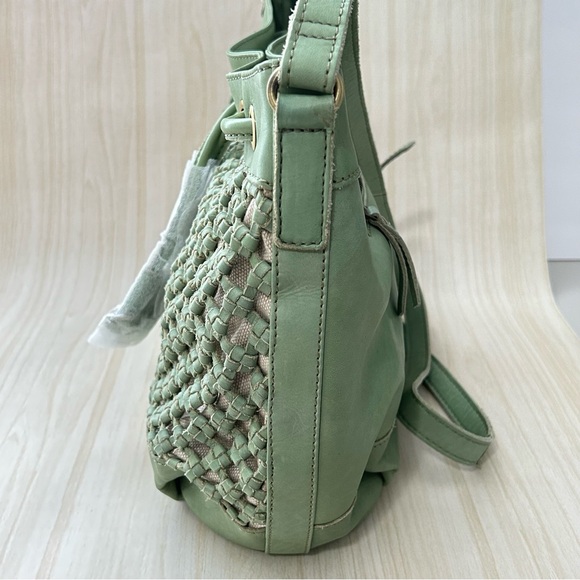 Martha Ponti Leather Woven Sage Crossbody Bucket Handbag Purse Boho - Picture 10 of 13